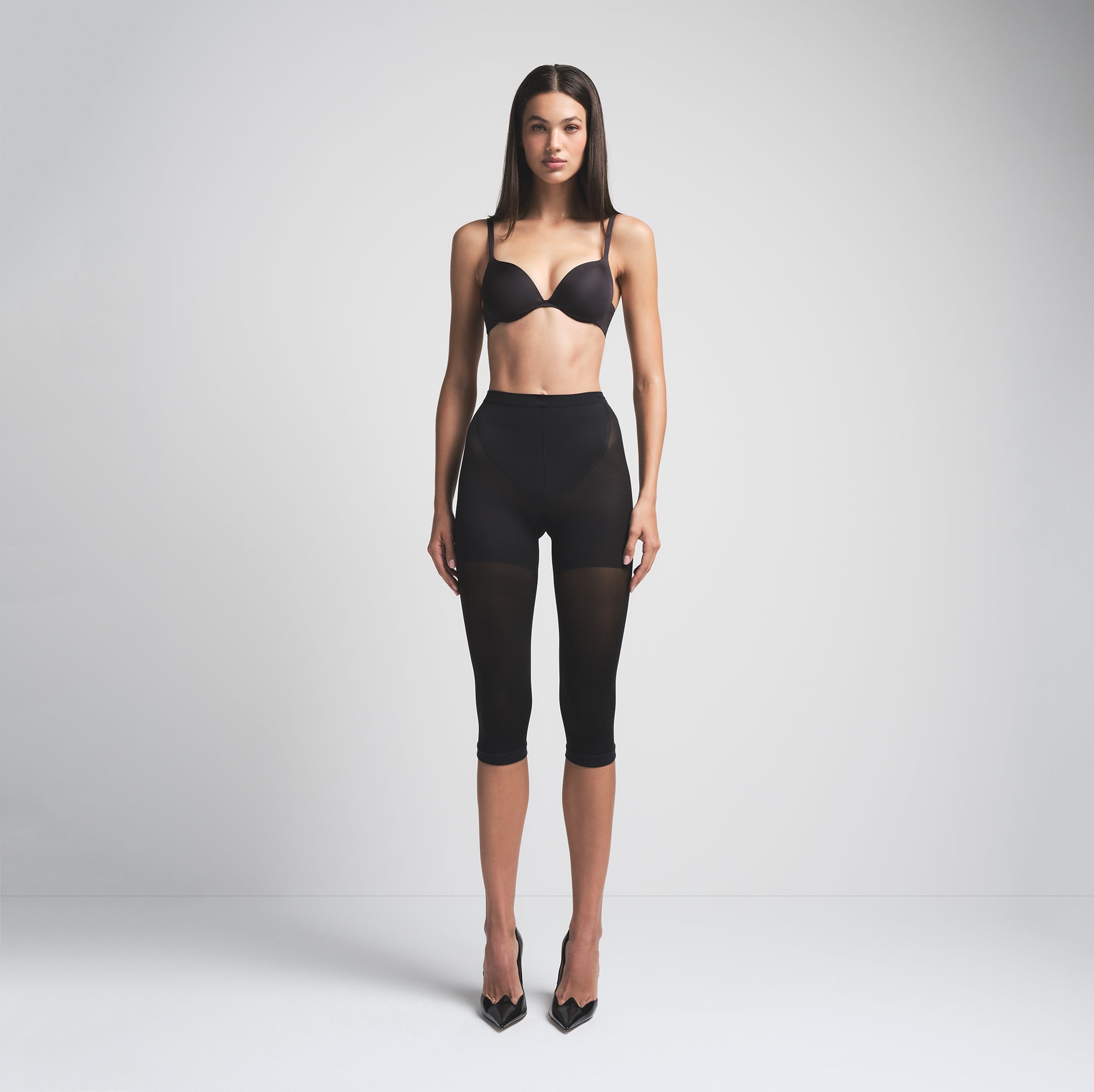 SKIMS HOSIERY SHAPING CAPRI TIGHTS | ONYX - TAYT