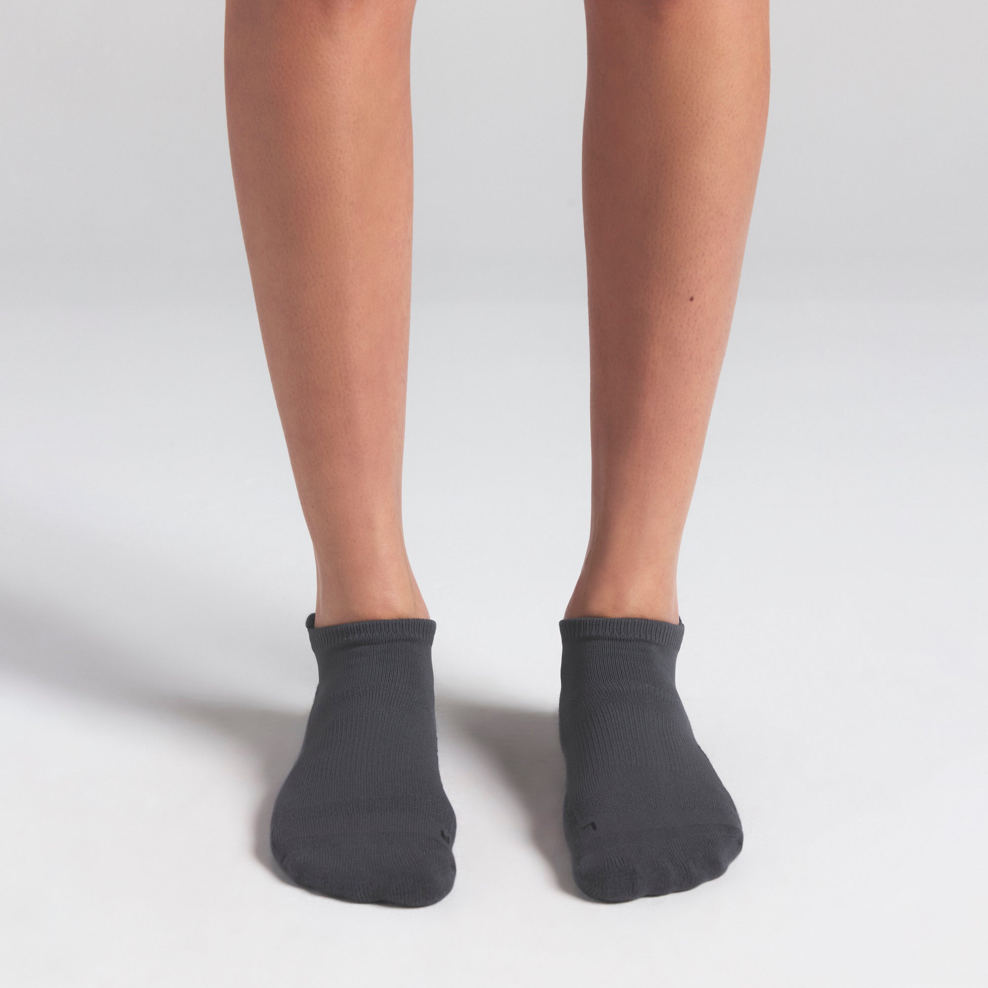 SKIMS COMFORT ANKLE SOCK 3-PACK | RAVEN MULTI - ÇORAP