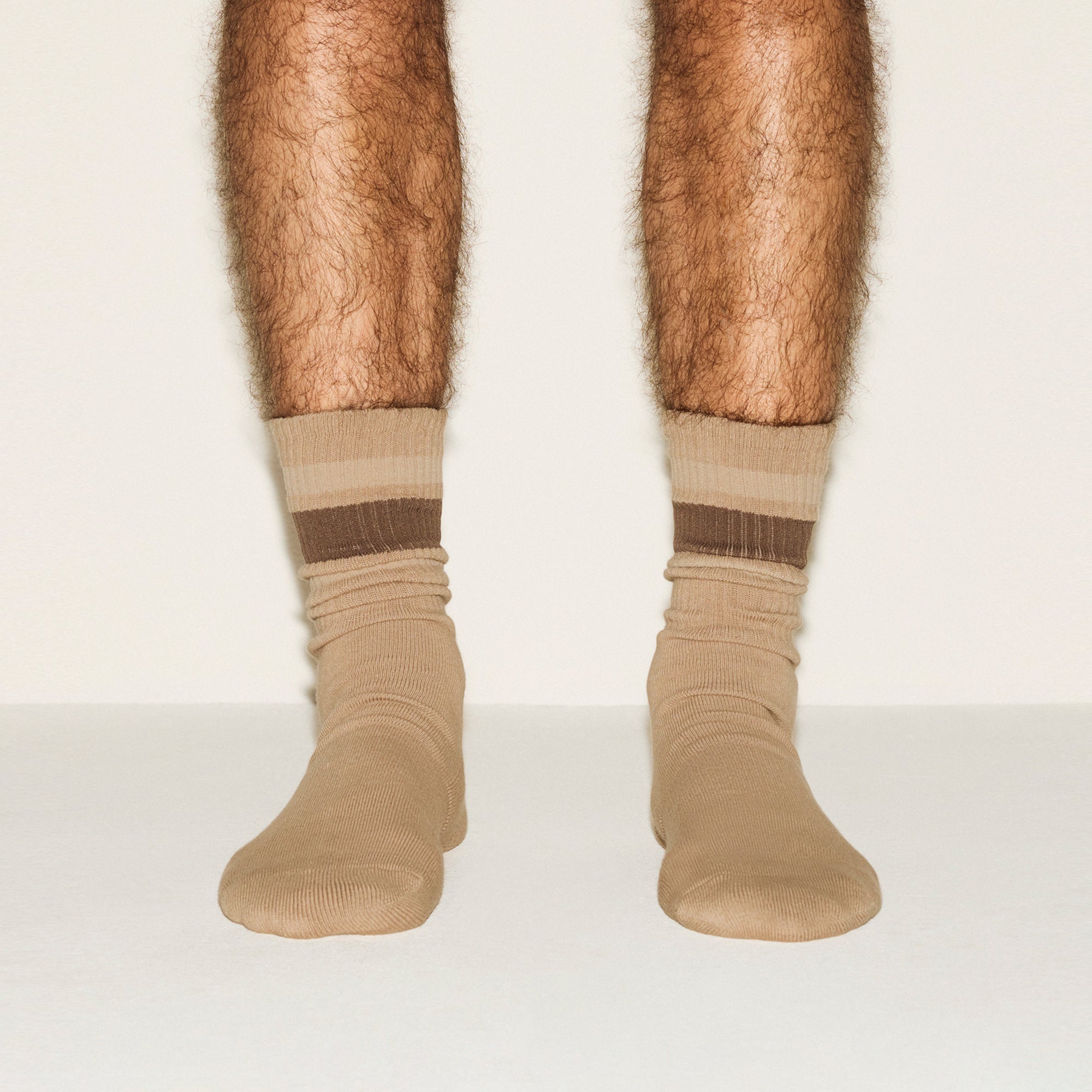 SKIMS MENS EVERYDAY STRIPE SOCK | TAN - ÇORAP