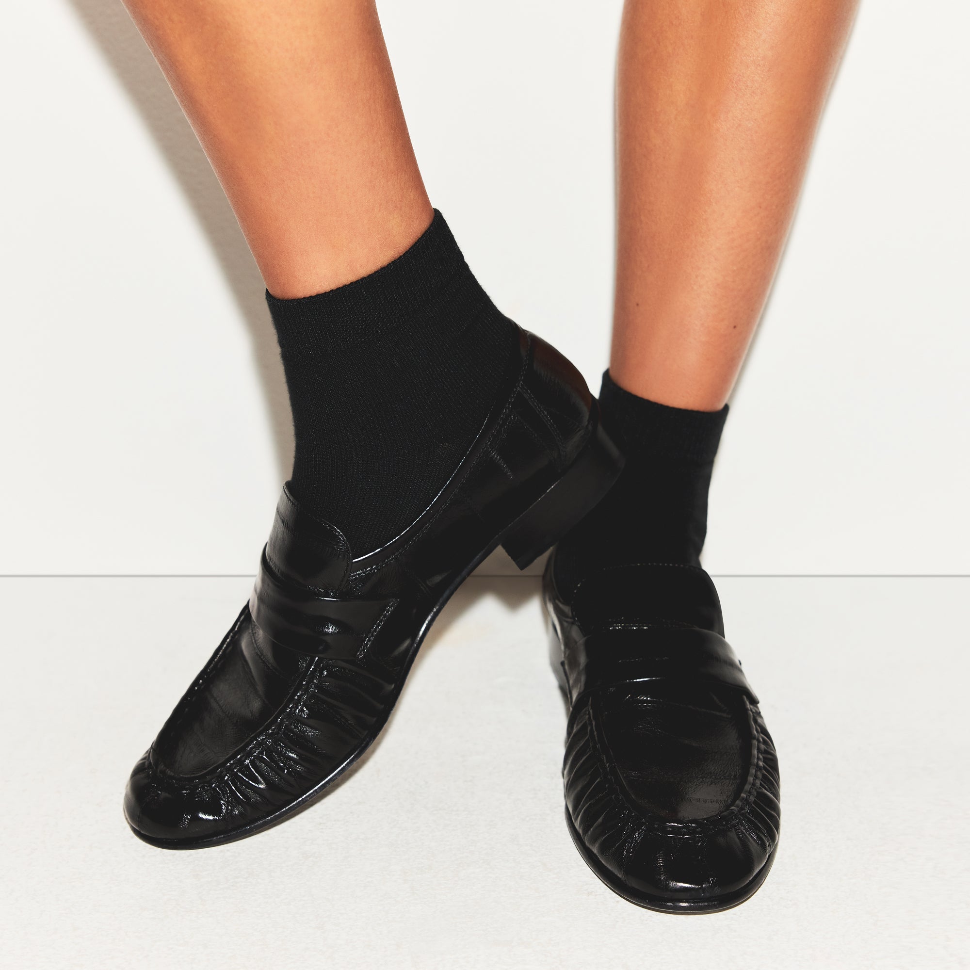 SKIMS EVERYDAY QUARTER CREW SOCK | ONYX - ÇORAP