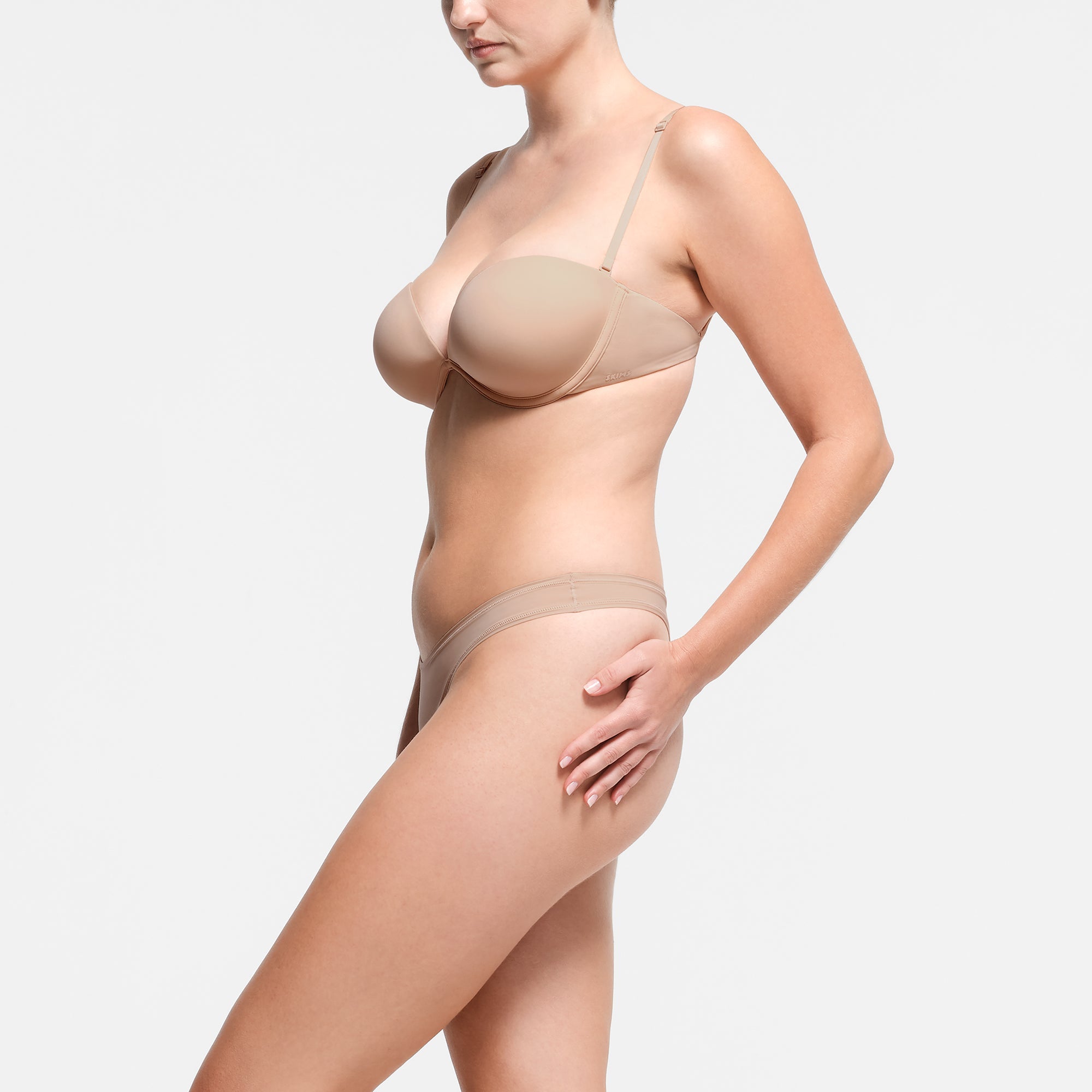 SKIMS MULTI-WAY BRA | CLAY - SÜTYEN