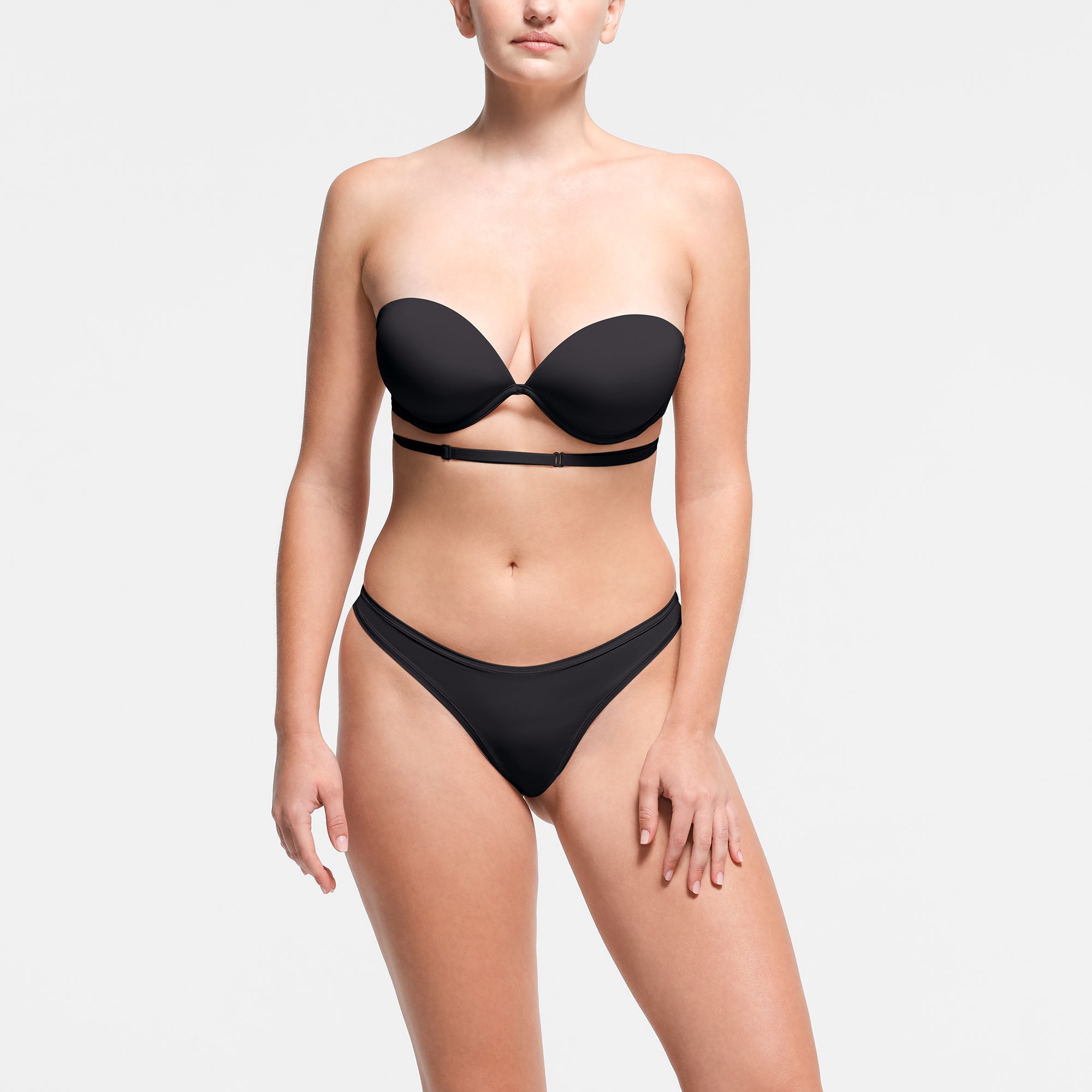 SKIMS MULTI-WAY BRA | ONYX - SÜTYEN